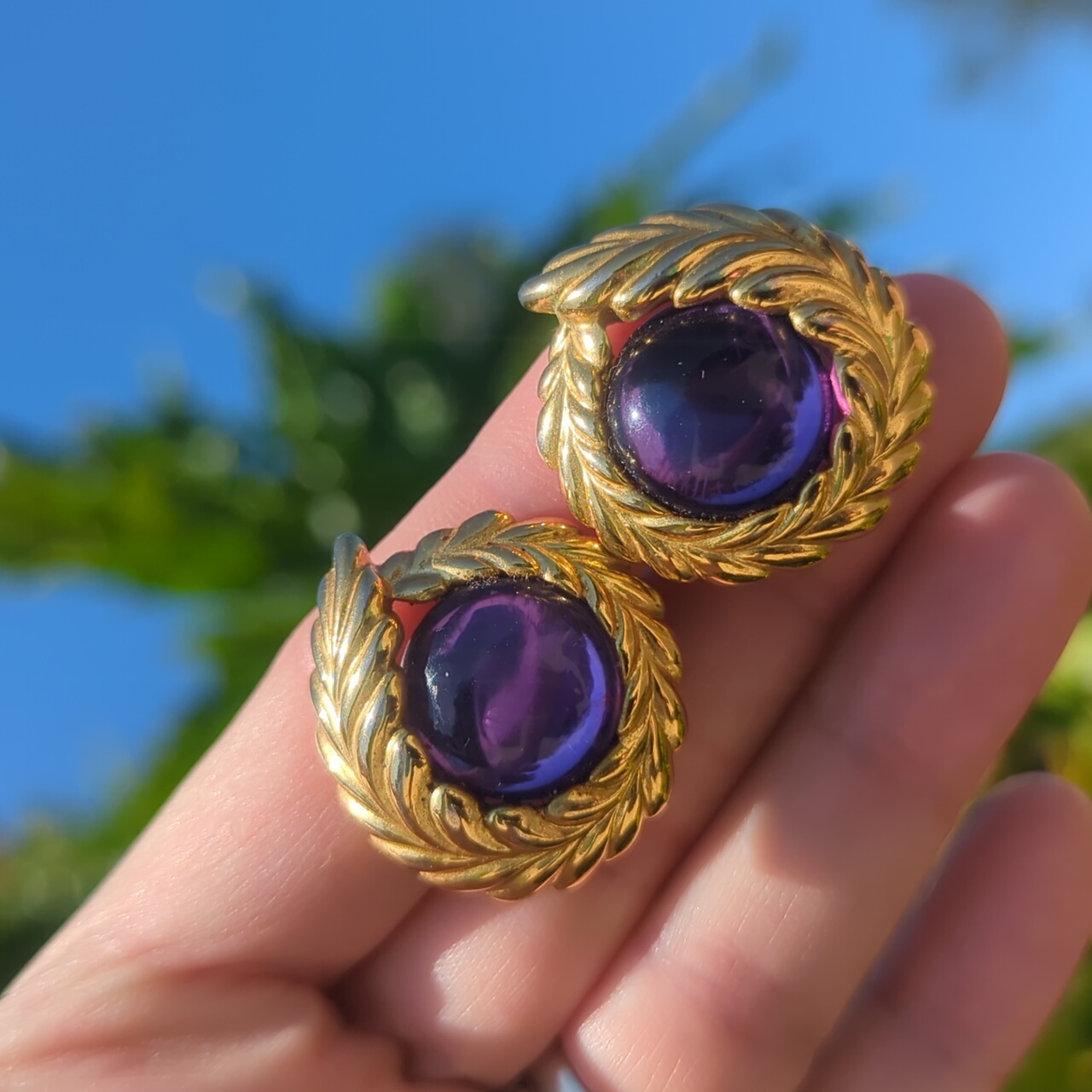 Trifari Gold Laurel Leaf Purple Cabochon Moghul Clip Earrings